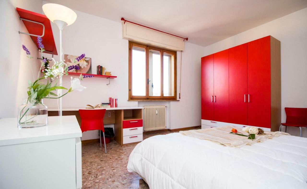 Innpisarentals - Pisa Riverside Apartment Esterno foto